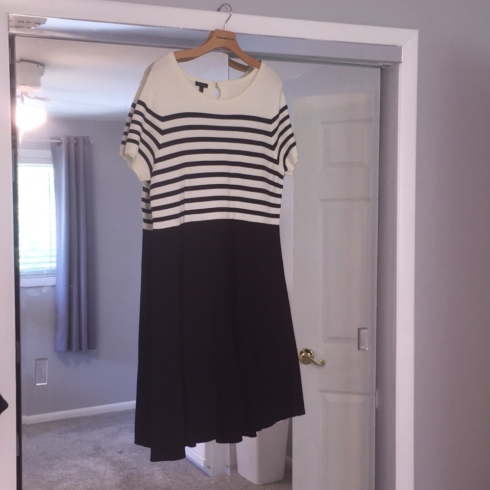 Black and white dress